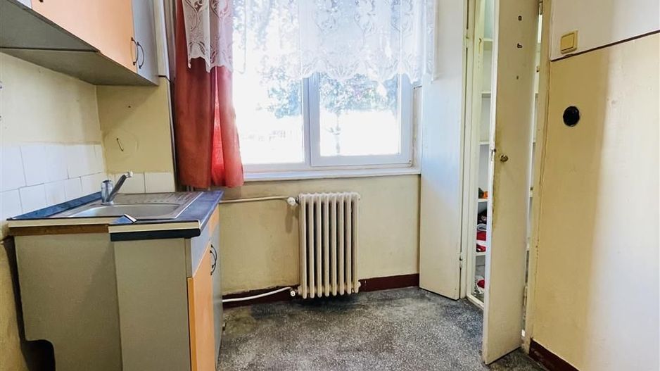 Apartament 2 camere semidecomandat zona Cantemir - Poză 8
