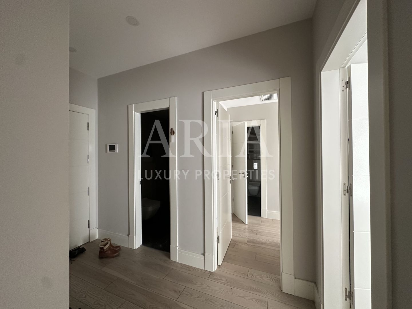 TRIANA 3 CAMERE | CURTE | PISCINA | GYM - Poză 9