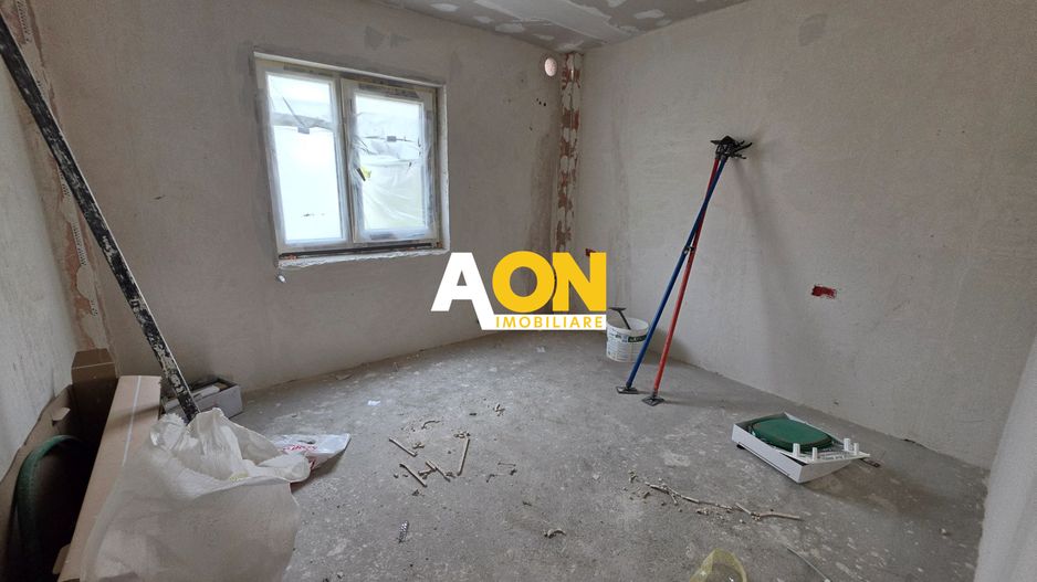 Apartament 3 Camere Decomandat, Etaj 1, Zona Centru - Poză 4