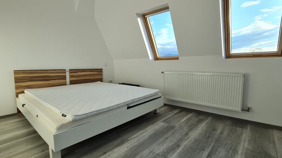 Casa finalizata intabulata mobilata in Cartier Izvor Tarlungeni Brasov - Poză 5