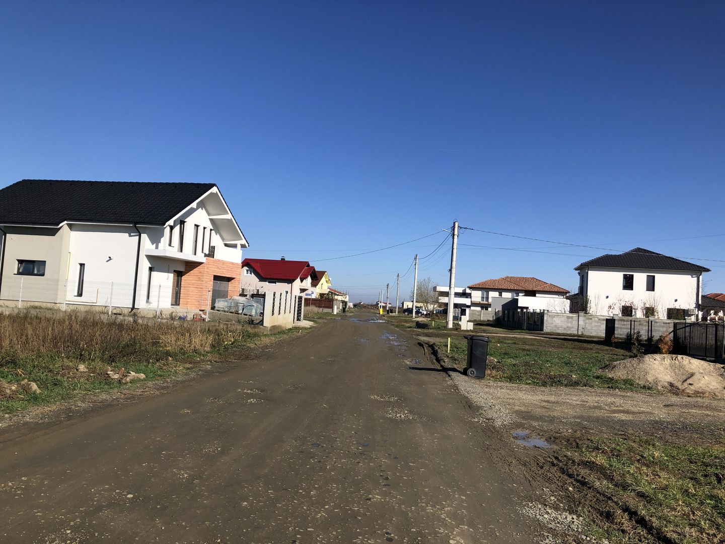 TEREN STR SALVIEI-CALEA URSENI - Poză 1