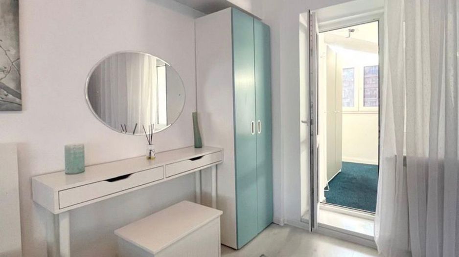 AP. 4 CAMERE UNIRII, SUPRAFATA 130 MP.,MOBILAT/UTILAT MODERN, AC - Poză 17