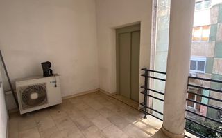 Spatiu de birou zona centrală - Poză 21