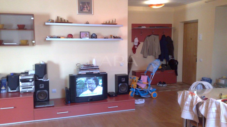 Apartament cu 3 camere de vânzare în zona Manastur - Poză 1