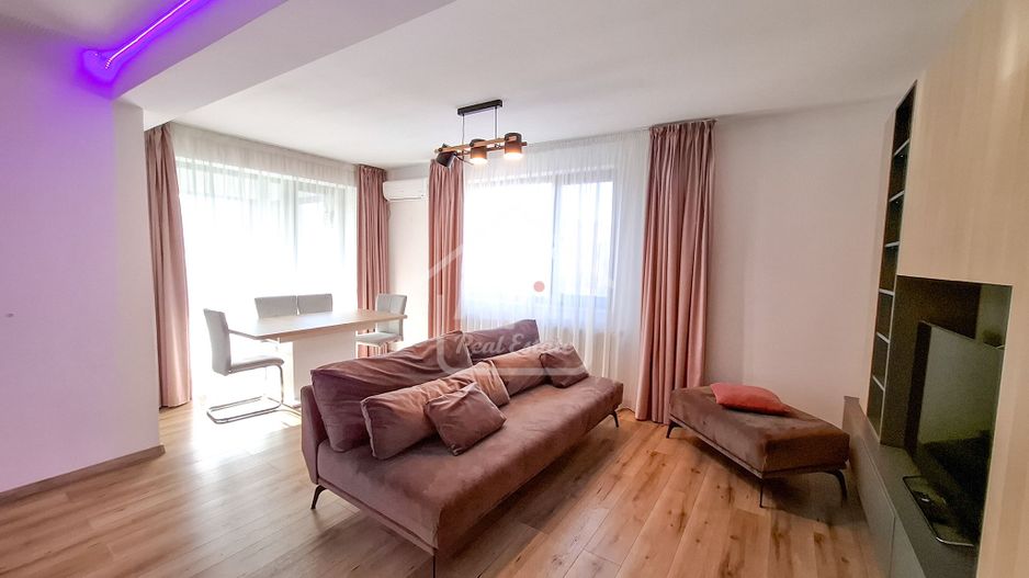 Apartament Central I Priveliste Deosebita - Poză 3