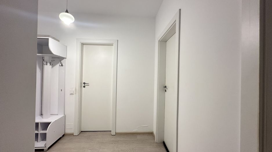 Garsonieră modernă de închiriat în Brașov, zona Coresi - Poză 6