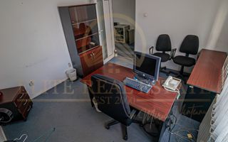 Ultracentral - Apartament cu 7 camere situat la etaj 1 , vedere bilaterală. - Poză 21