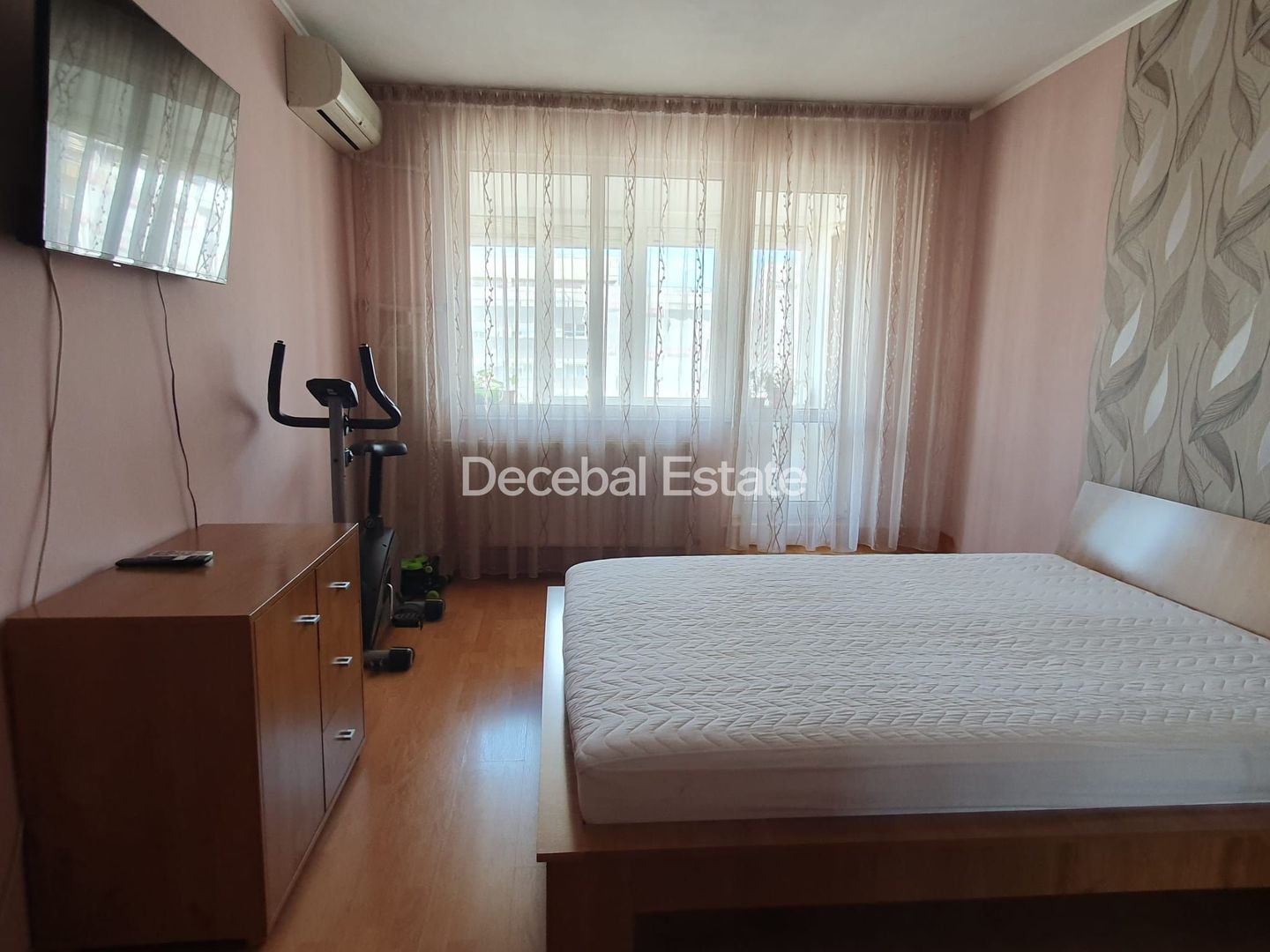 3 camere 70 mp 1978 metrou Dristor boxa la subsol loc de parcare - Poză 7