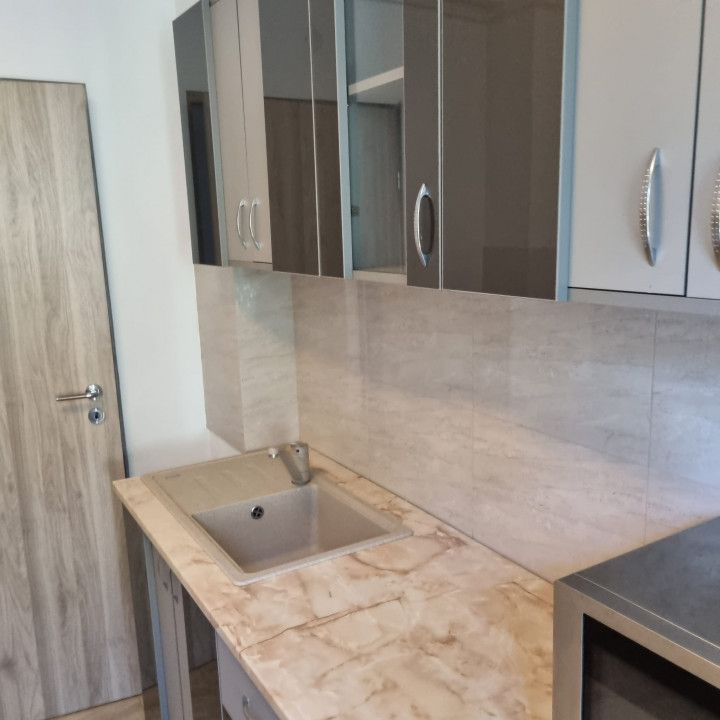 Inchiriere apartament 3 camere, Craiovei, nemobilat - Poză 6