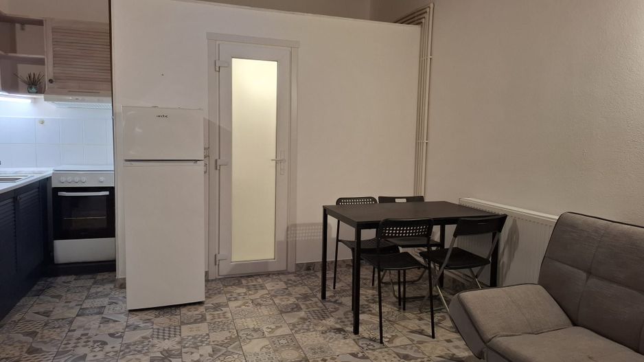 URGENT!,  VILA CONSOLIDATA, mobilat si utilat modern, liber - Poză 9