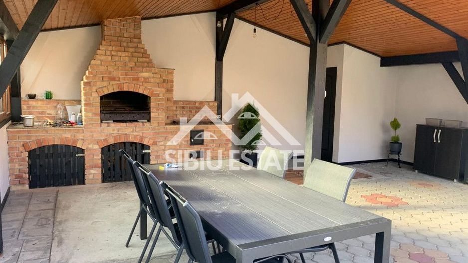 Casa tip duplex 5 camere 350 mp teren terasa cu zona gratar si pivnita - Poză 17