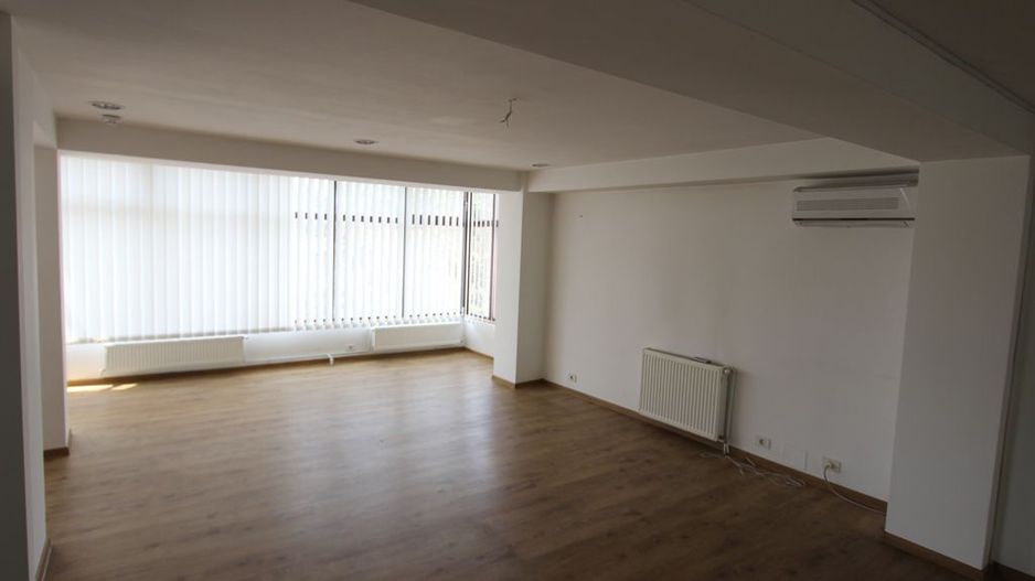 Imobil birouri in zona ultracentrala - Poză 3