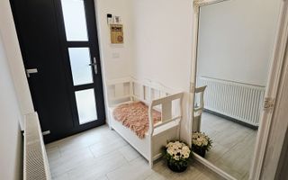 Duplex modern în Miroslava, 86 mp + terasă, teren 340 mp, pod mansardabil - Poză 8