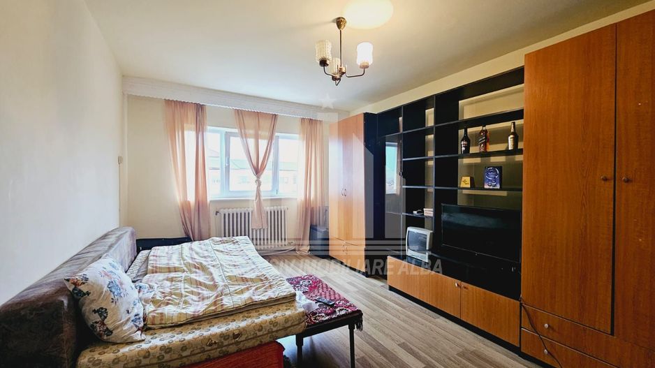 Apartament cu 2 camere decomandate, Ampoi 3 - Poză 1