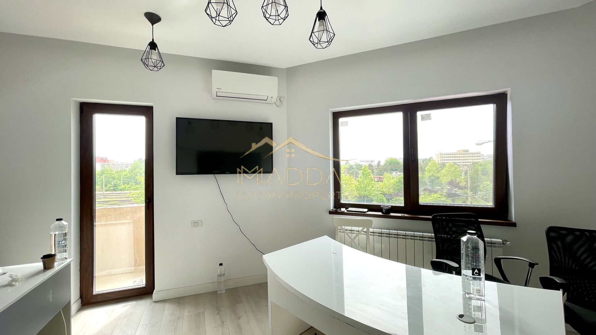 Vila S+P+2=M//Cladire birouri***7 camere//300 mp***Calea Grivitei - Poză 5