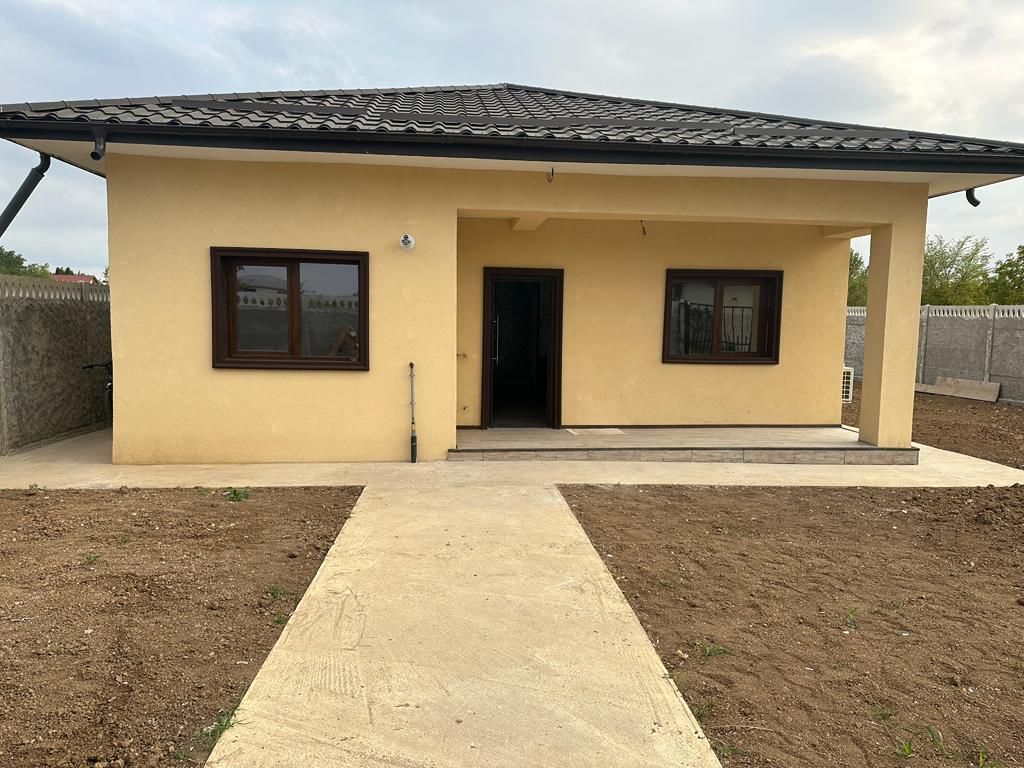 Casa de vanzare Stefanestii de Jos - Poză 1