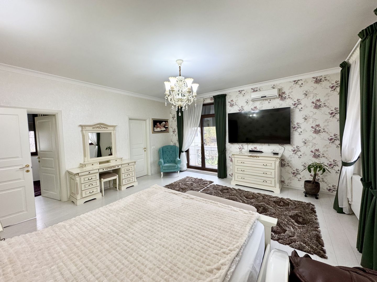 Vila lux cu 1000 mp teren pe Erou Iancu Nicolae langa Jolie Ville - Poză 13