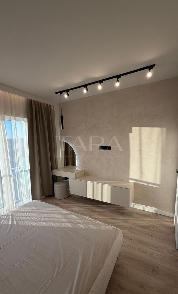 Vând apartament 2 camere mobilat, utilat - Poză 11
