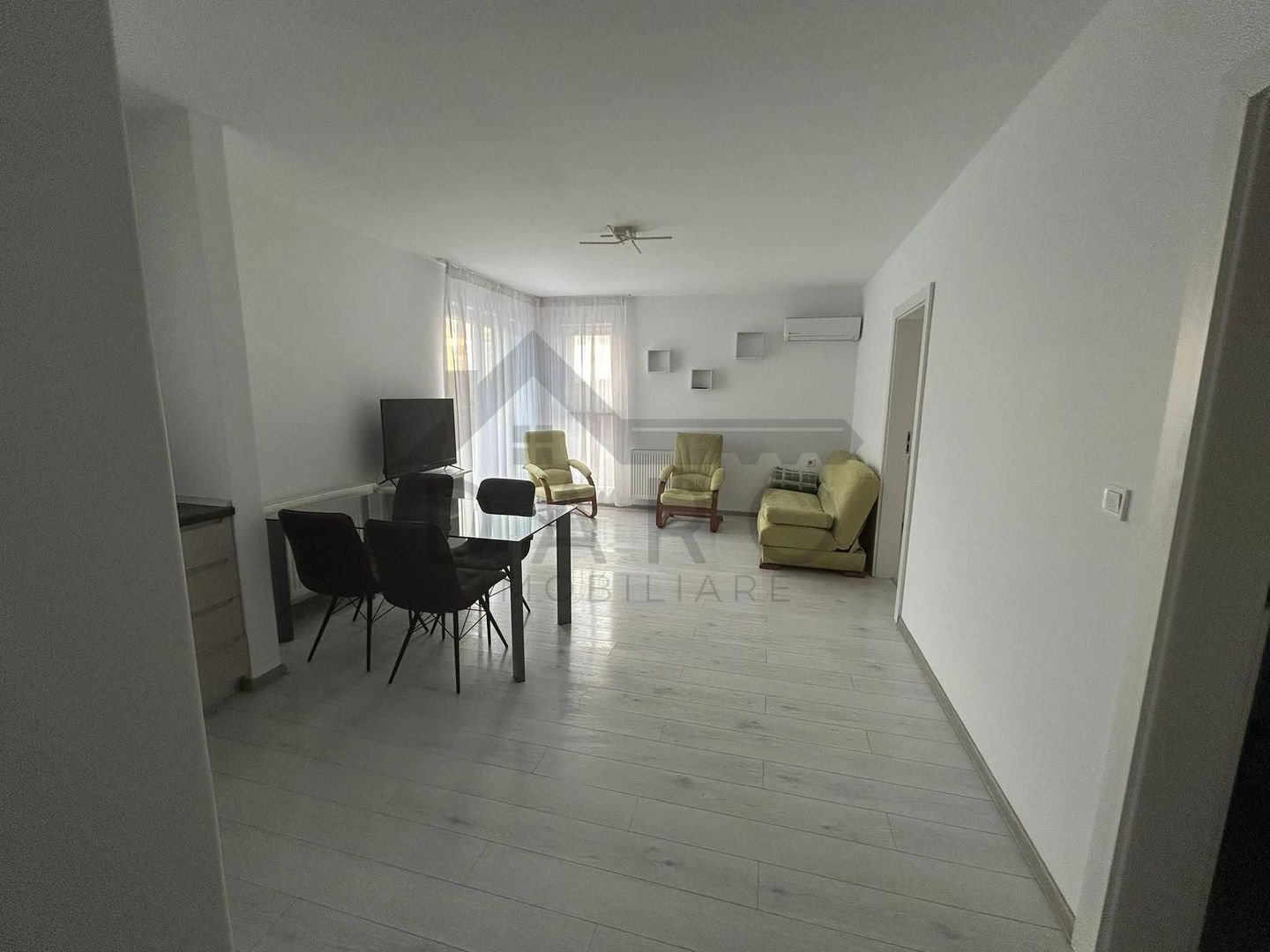 Proprietar, inchiriez apartament 2 camere Maurer - Poză 1
