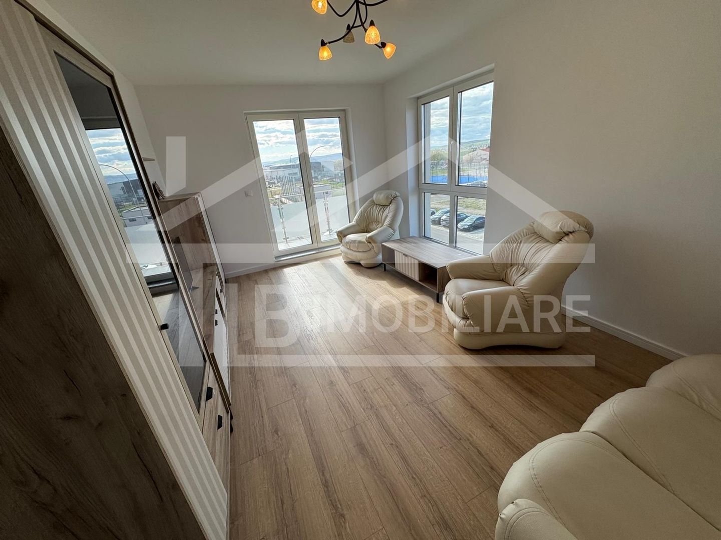 Apartament cu 2 camere, 52mp,  parcare, Zona Maurer - Poză 2