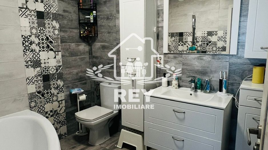 Triplex de vânzare în Șelimbăr 5 camere zona Triajului 3dorm-3băi-3P - Poză 19