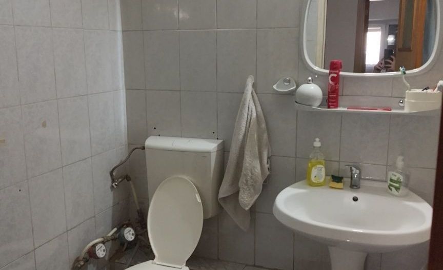 Vand apartament 2 camere zona Gorjului - Poză 5