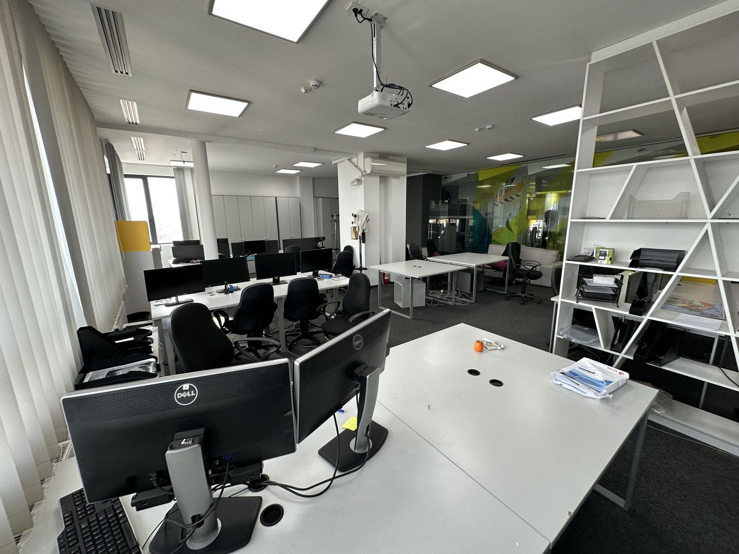 Spațiu  inchiriat   birouri   316 mp - Poză 8