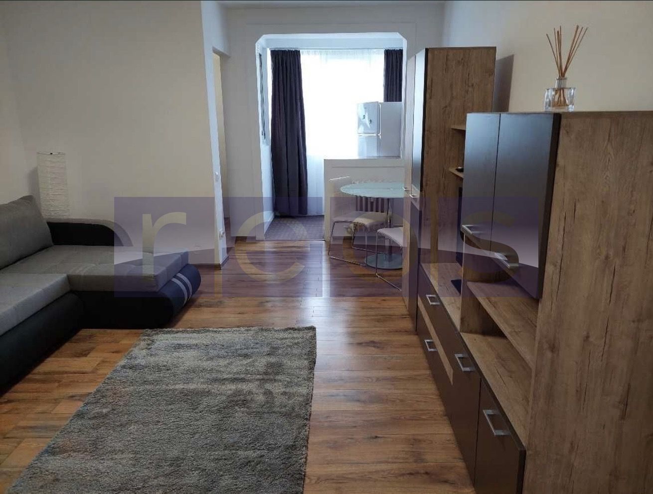 VÂNZARE GARSONIERĂ | TITAN | MOBILATĂ ȘI UTILATA - Poză 2