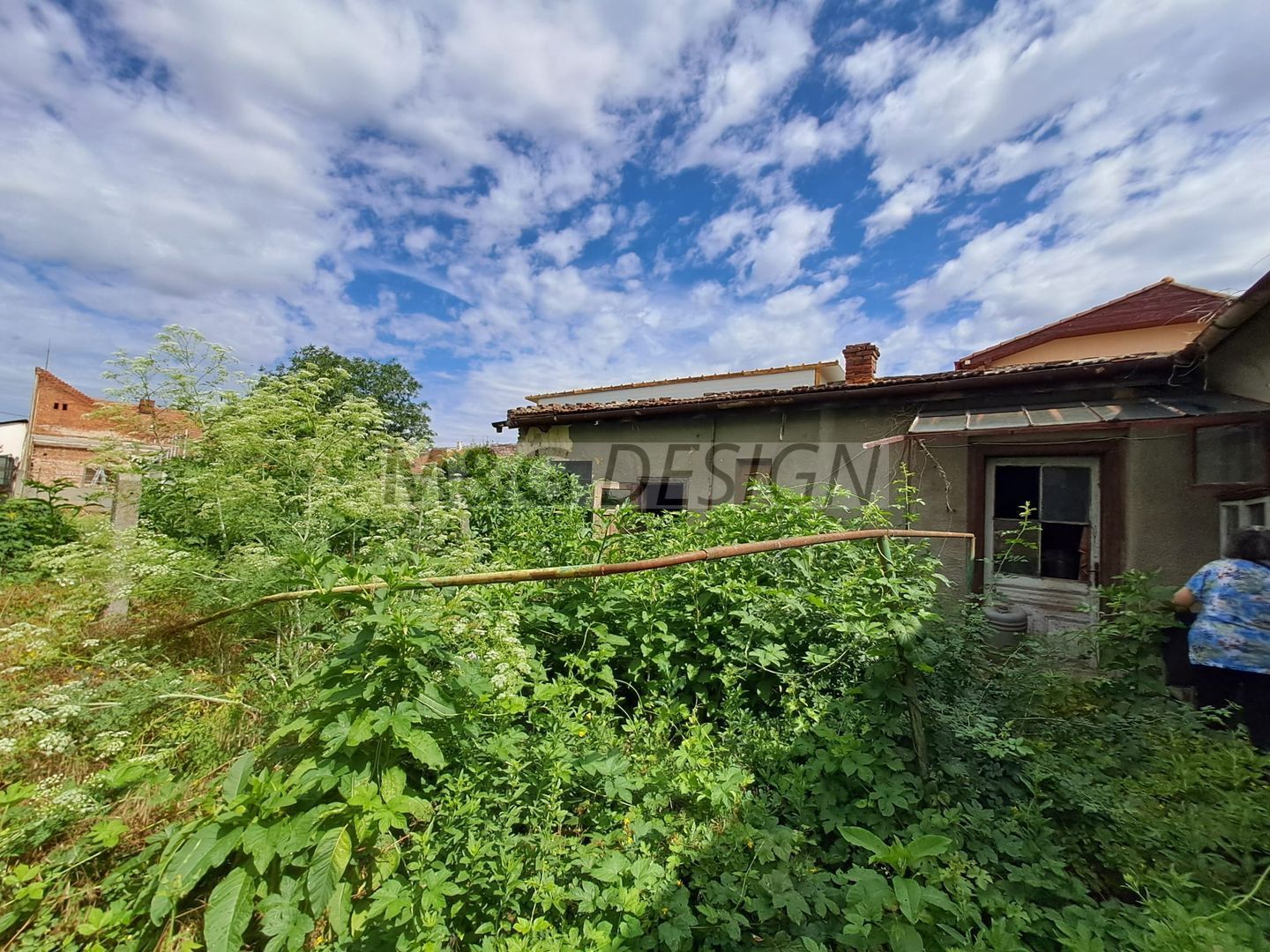 Casa Ronat -teren 670 mp - Poză 1
