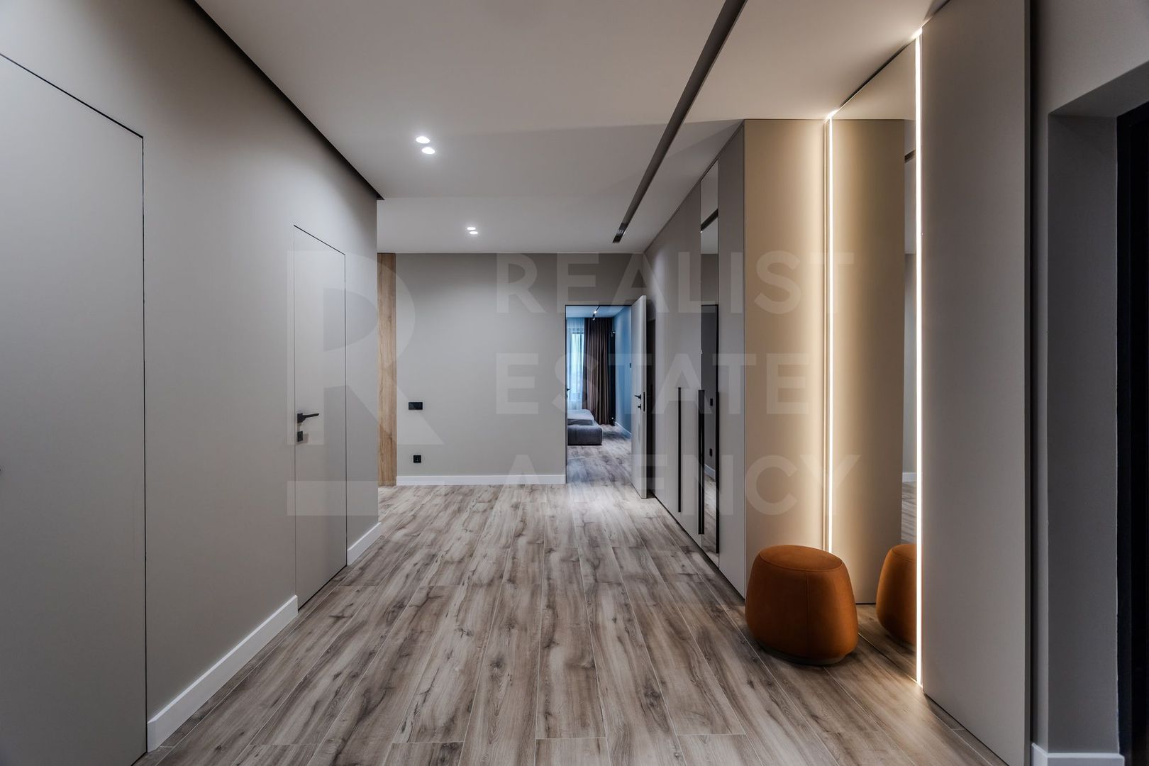 Chirie, apartament, 3 camere, str-la Teatrului, Centru - Poză 9