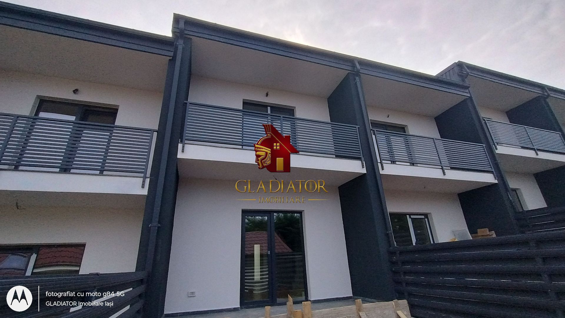 Casa tip insiruita, cu etaj, finalizata, intabulata, Bucium - Visan - Poză 1