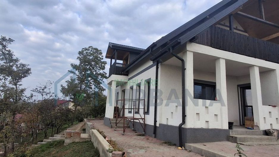 Vând casă P+M (2020) cu teren 1500m, Țigănași stradă principală - Poză 4