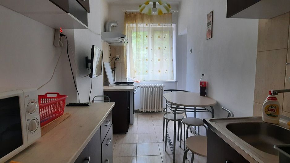 Apartament cu 2 camere - Central/Medicina - Poză 3