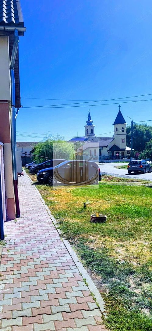 Casa cu teren sanandrei zona centrala - Poză 7