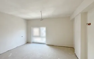 Apartament cu 3/4 camere/87mp/3 minute de statii autobuz. - Poză 11