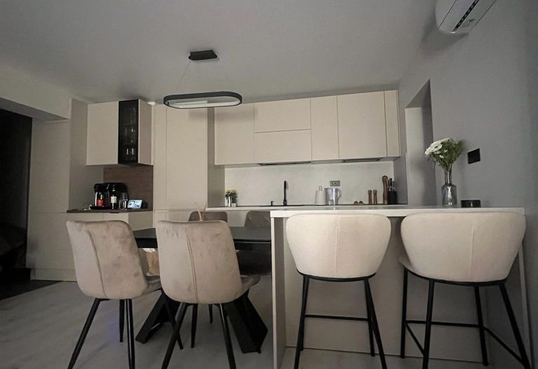 APARTAMENT MODERN  ZONA  BERCENI - Poză 3