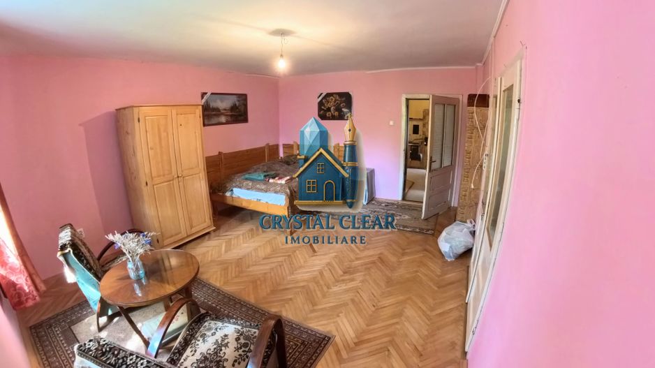 Casă 2 camere + teren 1700 mp - zona Platoul Cornești, str. Trebely - Poză 4