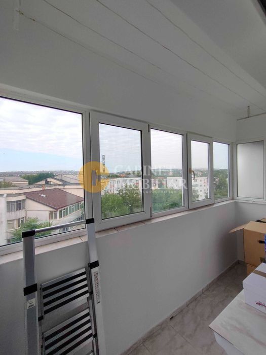 CUG la bulevard 1 camera Decomandat - 40mp - etaj intermediar - Poză 6