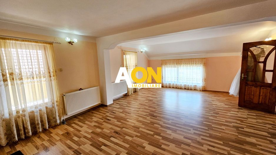 Casa 6 camere, 538 mp teren, Cetate. Pretabila pentru birouri - Poză 18