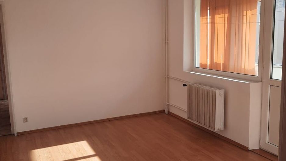 De vanzare apartament 2 camere- zona Lujerului - Poză 1