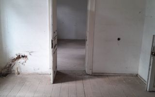 Casa 420,81 mp + teren 566 mp - Ultracentral - Unirii - Poză 19