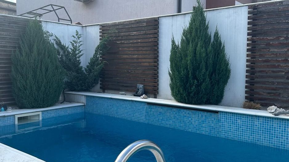 Piscină | Mobilată complet | Panouri solare | 3 băi și terasă închisă - Poză 3