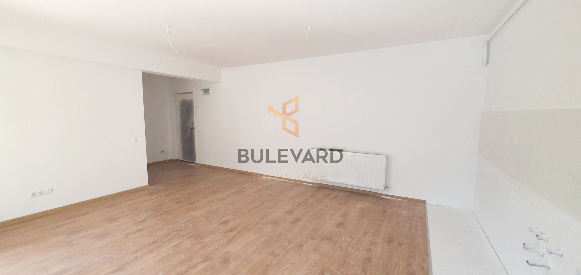 Apartament cu 2 camere + parcare acoperita, zona strazii Cetatii! - Poză 3