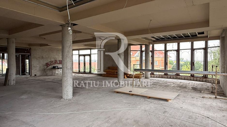Proprietate | D+P+1+M | Destinată activitătii comerciale | Oradea - Poză 7