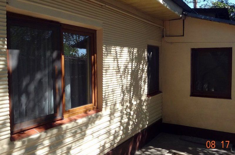 De vanzare  - casa cu 4 camere,  900 mp teren  - str. Razboieni. - Poză 3
