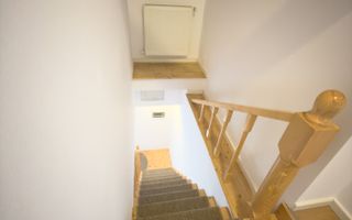 Apartament la casa, zona Patria - Poză 9