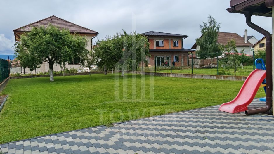 Casă modernă și spațioasă de închiriat în cartierul Gușterița - Poză 3