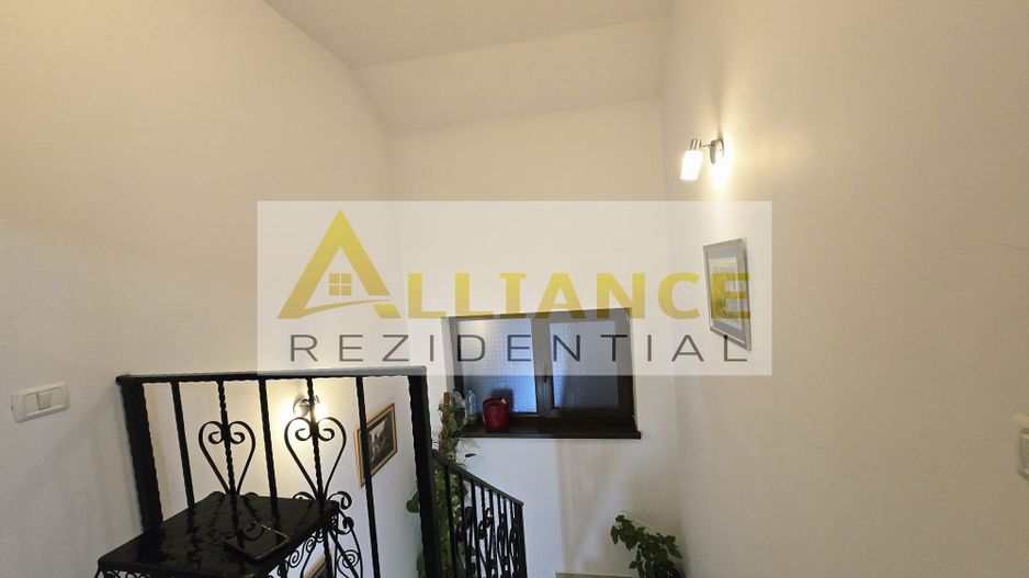 Casa Individuala - 5 camere - 2 bai - 385mp teren - Poză 13