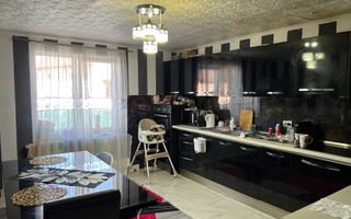 Case cu 6 camere, curte proprie + grădină proprie, în Bocicoiu Mare - Poză 8