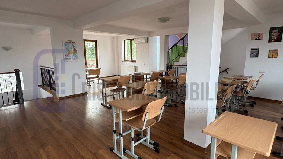 Vila individuala | 260 mp | open space pe fiecare nivel - Poză 7